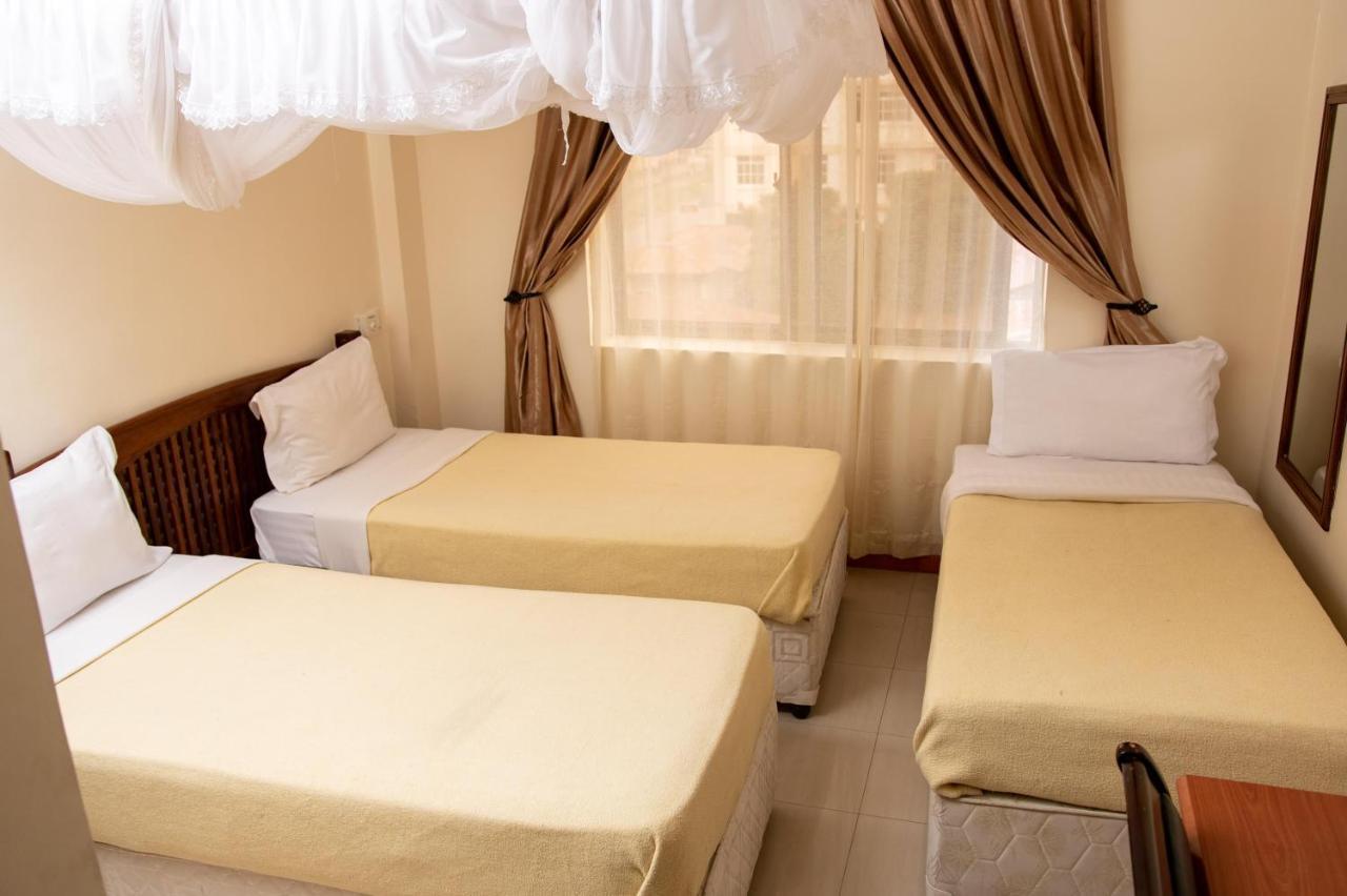 Briston Hotel 아루샤 외부 사진