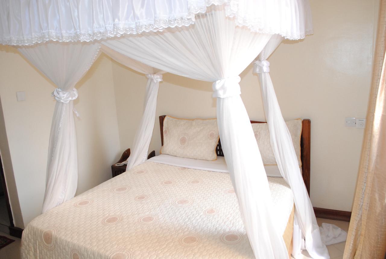 Briston Hotel 아루샤 외부 사진